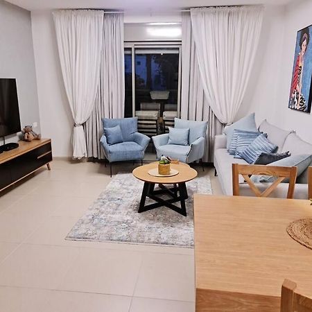 מרחק נגיעה בתקווה Appartement Petach Tikva Buitenkant foto